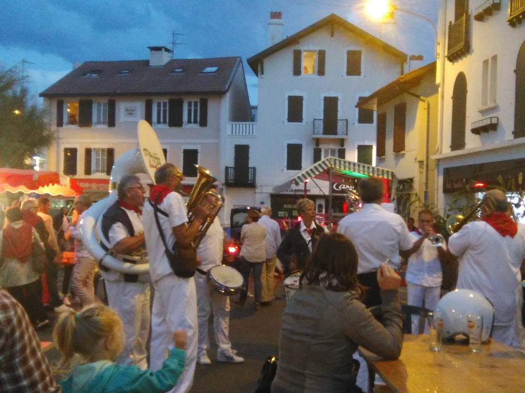 Biarritz Pays Basque - Maison Lucie Екстер'єр фото